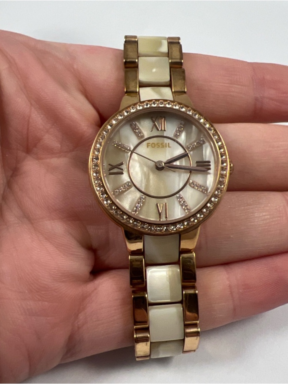 Fossil Women's Virginia Shimmer Horn and Rose Gold-Tone Watch Need Battery